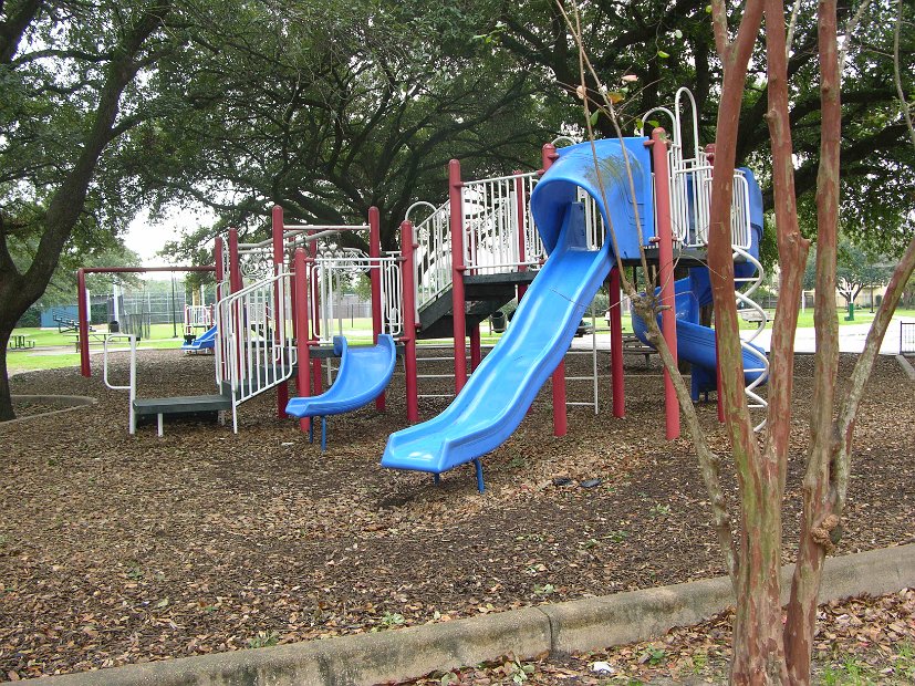 Ervan Chew Park 4502 Dunlavy St, Houston, TX 77006 (19)